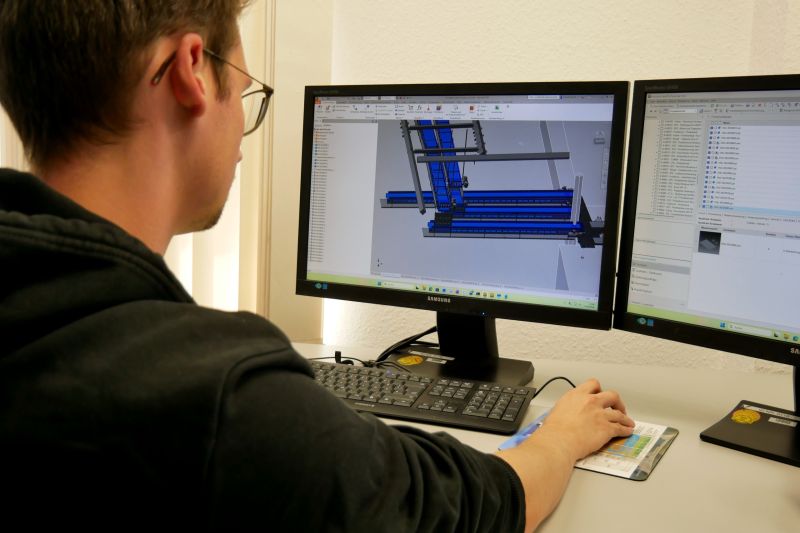 Technischer Produktdesigner bei der CAD-Konstruktion