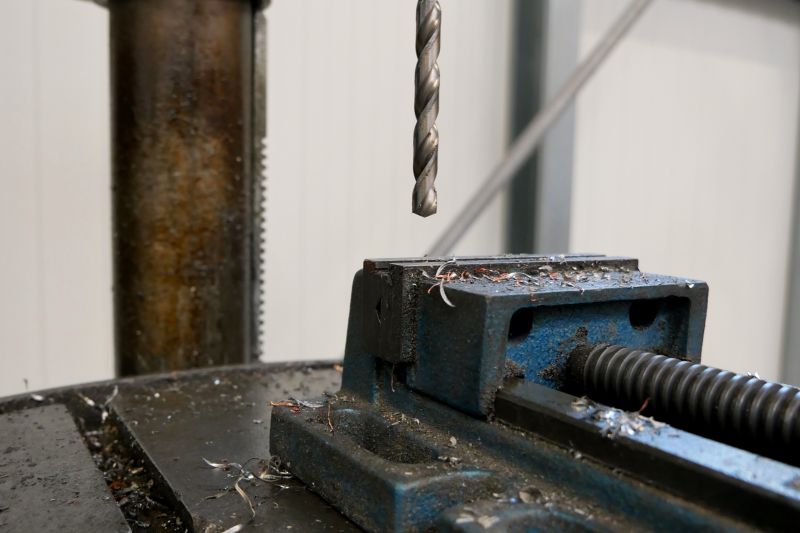 Feinwerkmechanische Bearbeitung eines Metallbauteils